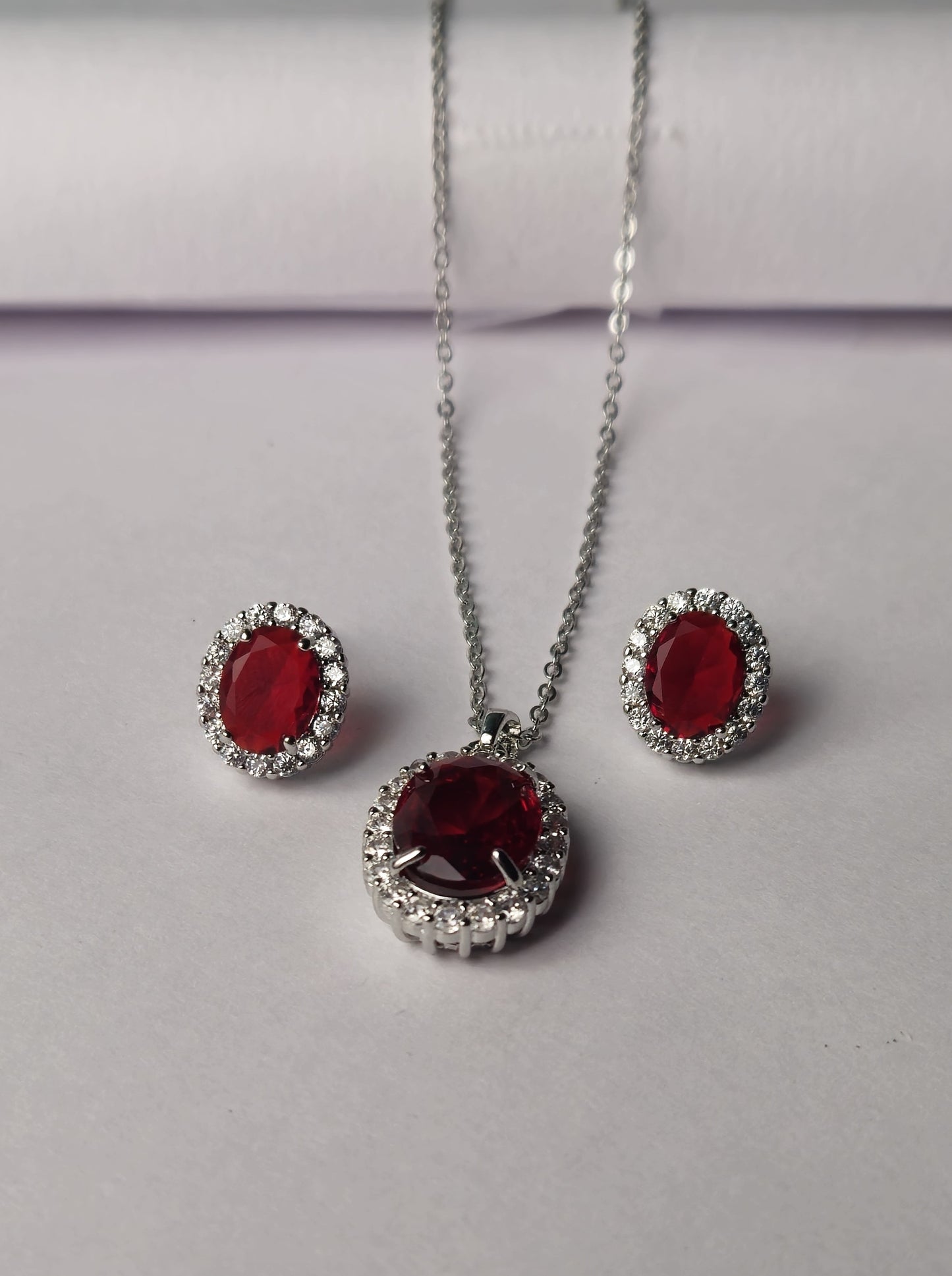 Red Diamond Oval Silver Chain and Pendant